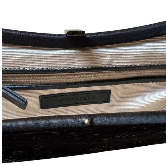 Ann Taylor Elegant Black Lace Clutch With Slide Snap Closure - Picture 7 of 7